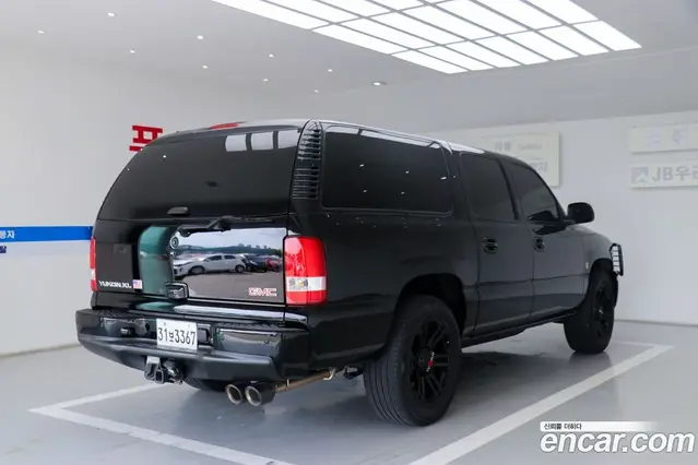 GMC Yukon 2003 6.0 автомат (гидро), миниатюра 4