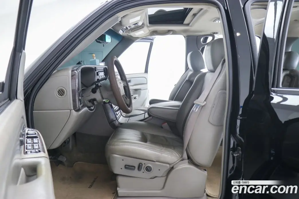 GMC Yukon 2003 6.0 автомат (гидро), фото 9