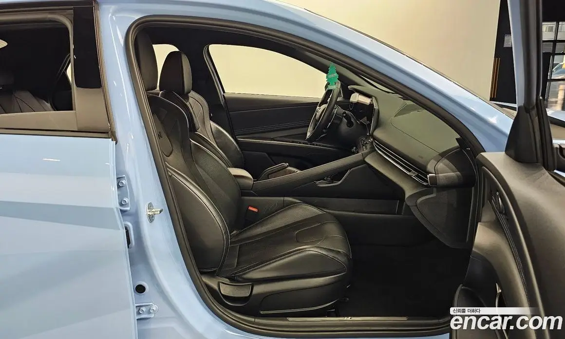 Hyundai Avante 2022 2.0 автомат (гидро), фото 11