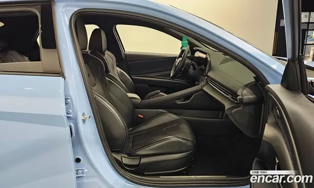 Hyundai Avante 2022 2.0 автомат (гидро), миниатюра 11