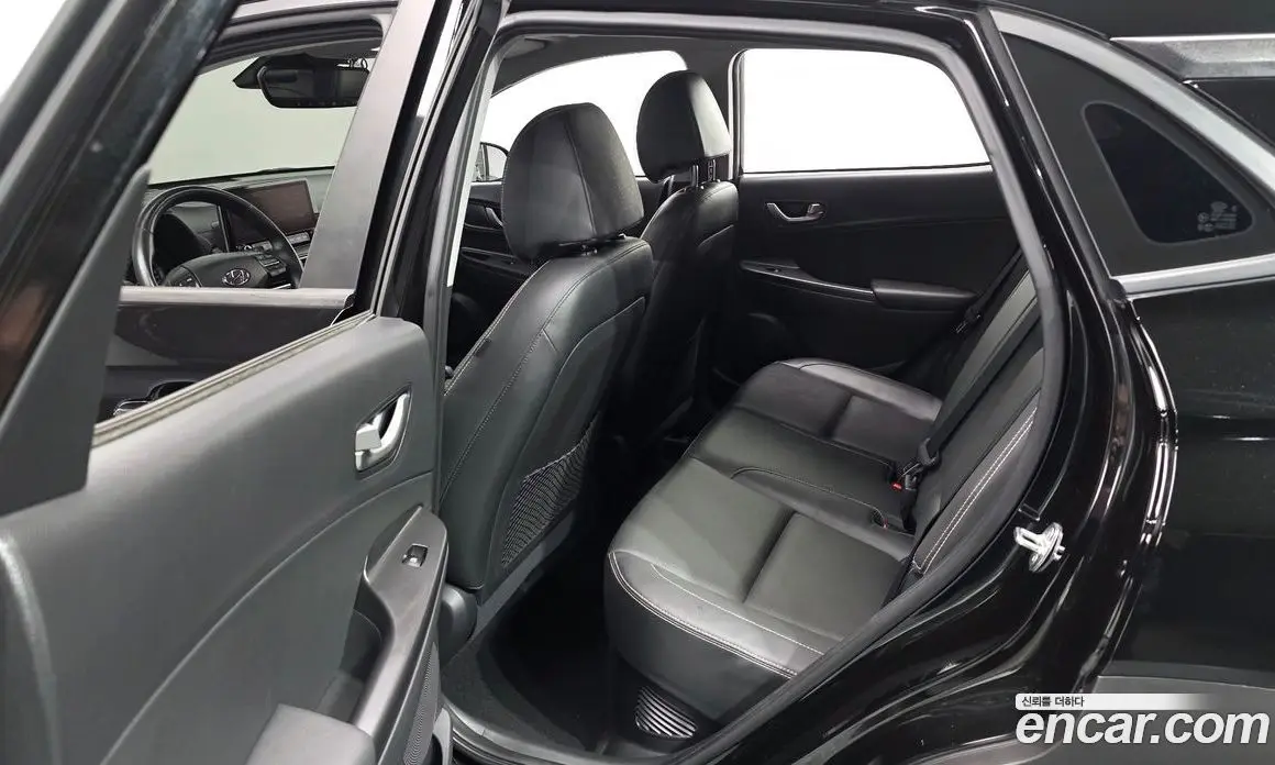 Hyundai Kona 2020 1.6 автомат (гидро), фото 18