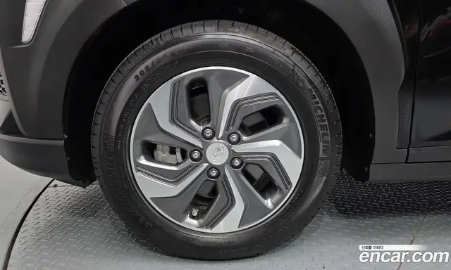 Hyundai Kona 2020 1.6 автомат (гидро), миниатюра 5