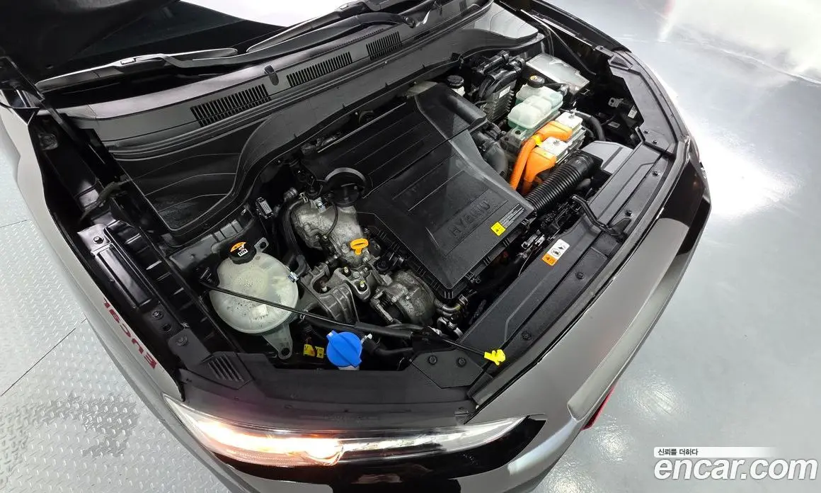Hyundai Kona 2020 1.6 автомат (гидро), фото 6