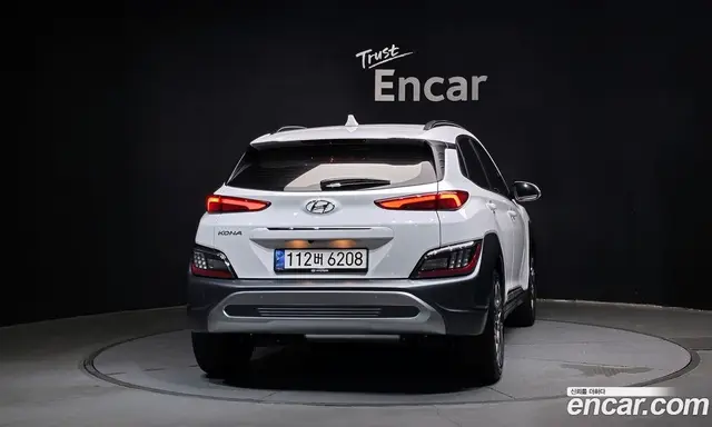 Hyundai Kona 2022 1.6 автомат (гидро), миниатюра 4
