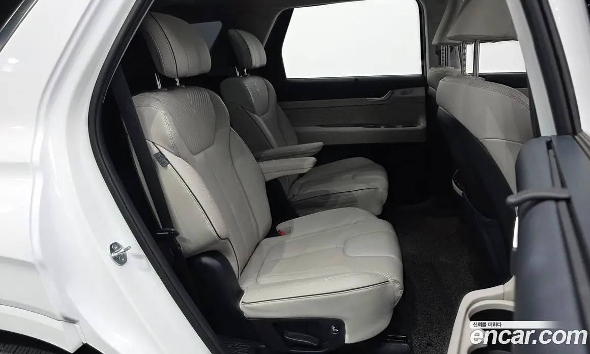 Hyundai Palisade 2024 2.2 автомат (гидро), фото 17