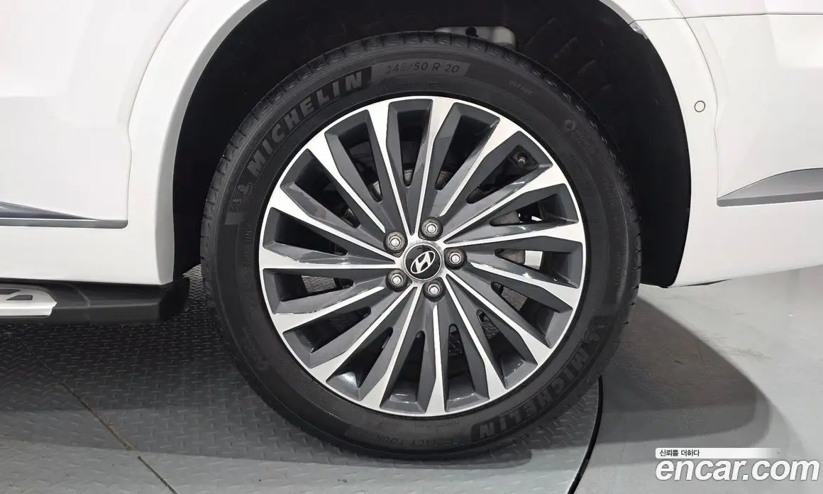Hyundai Palisade 2024 2.2 автомат (гидро), фото 6