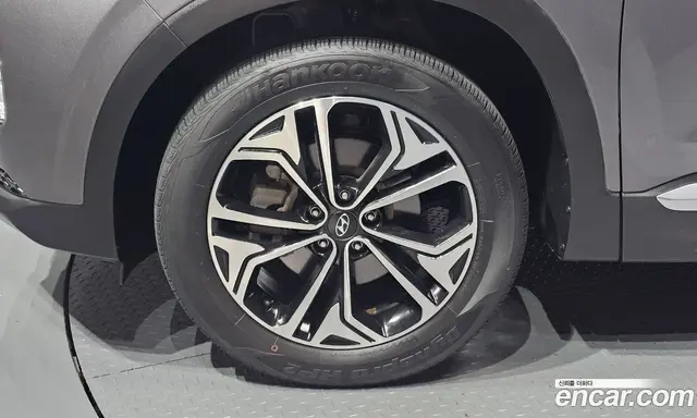 Hyundai Santa Fe 2019 2.0 автомат (гидро), миниатюра 5