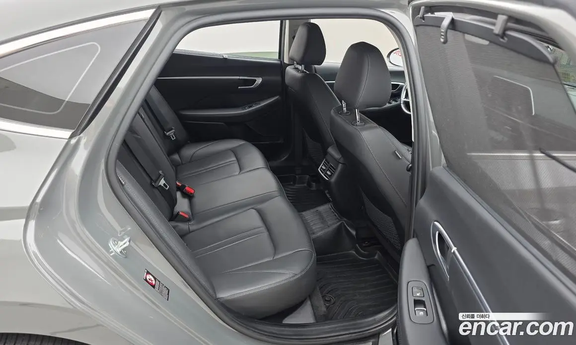 Hyundai Sonata 2020 2.0 автомат (гидро), фото 12