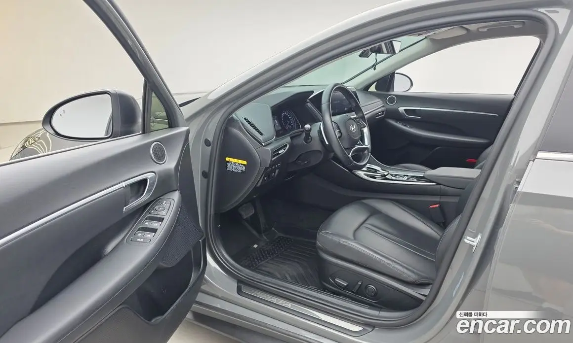 Hyundai Sonata 2020 2.0 автомат (гидро), фото 10
