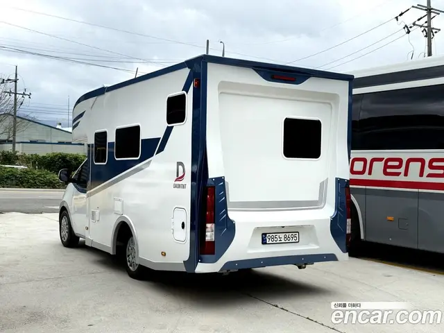 Hyundai Staria 2022 2.2 автомат (гидро), миниатюра 2