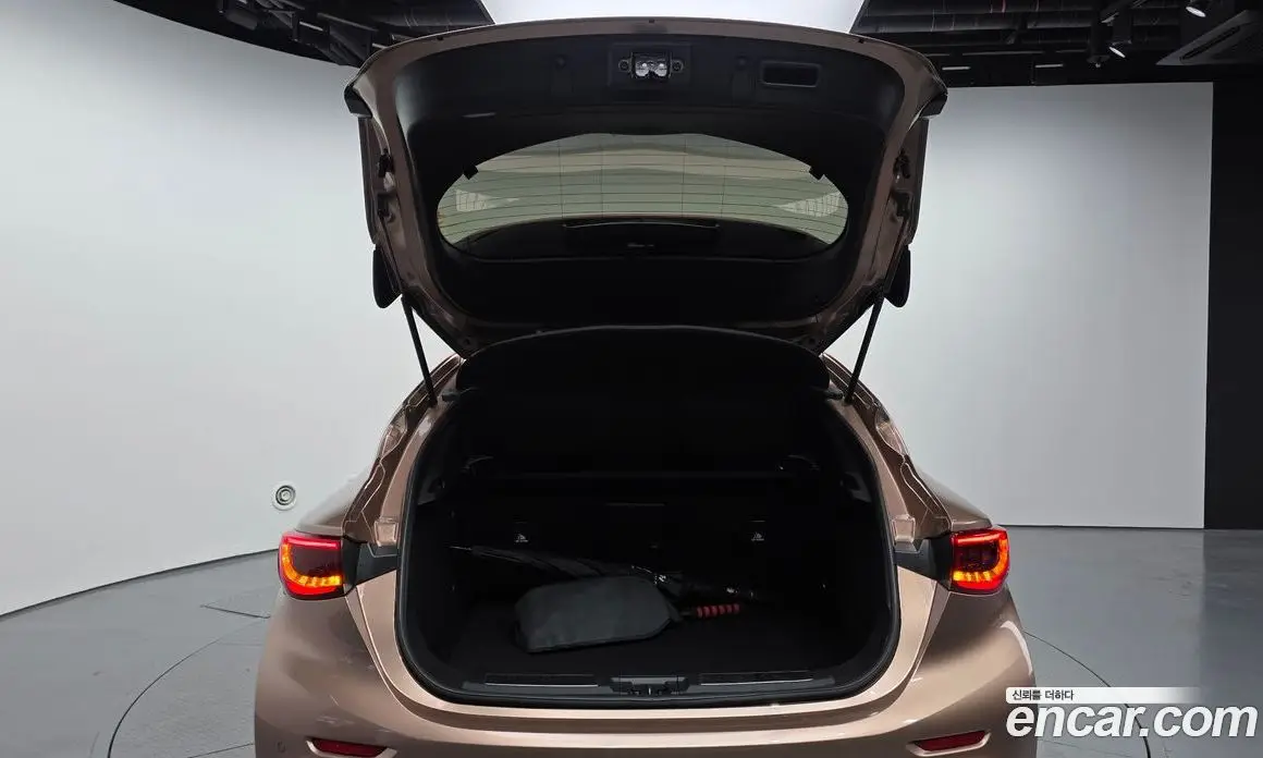 Infiniti Q30 2017 2.0 автомат (гидро), фото 25