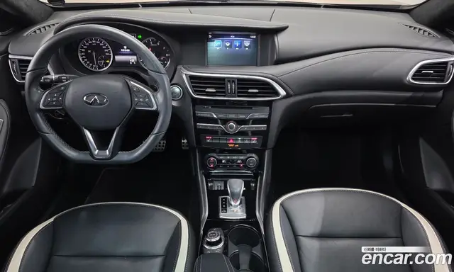 Infiniti Q30 2017 2.0 автомат (гидро), миниатюра 9
