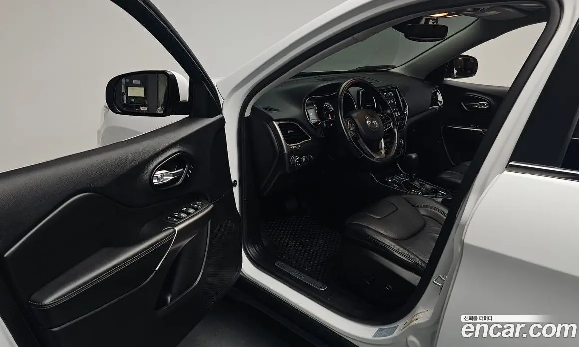Jeep Cherokee 2021 2.4 автомат (гидро), фото 12