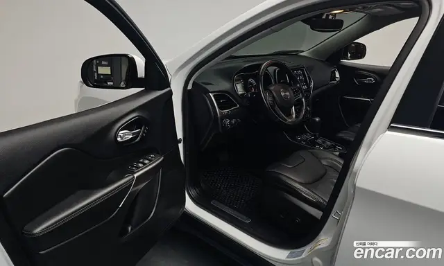 Jeep Cherokee 2021 2.4 автомат (гидро), миниатюра 12