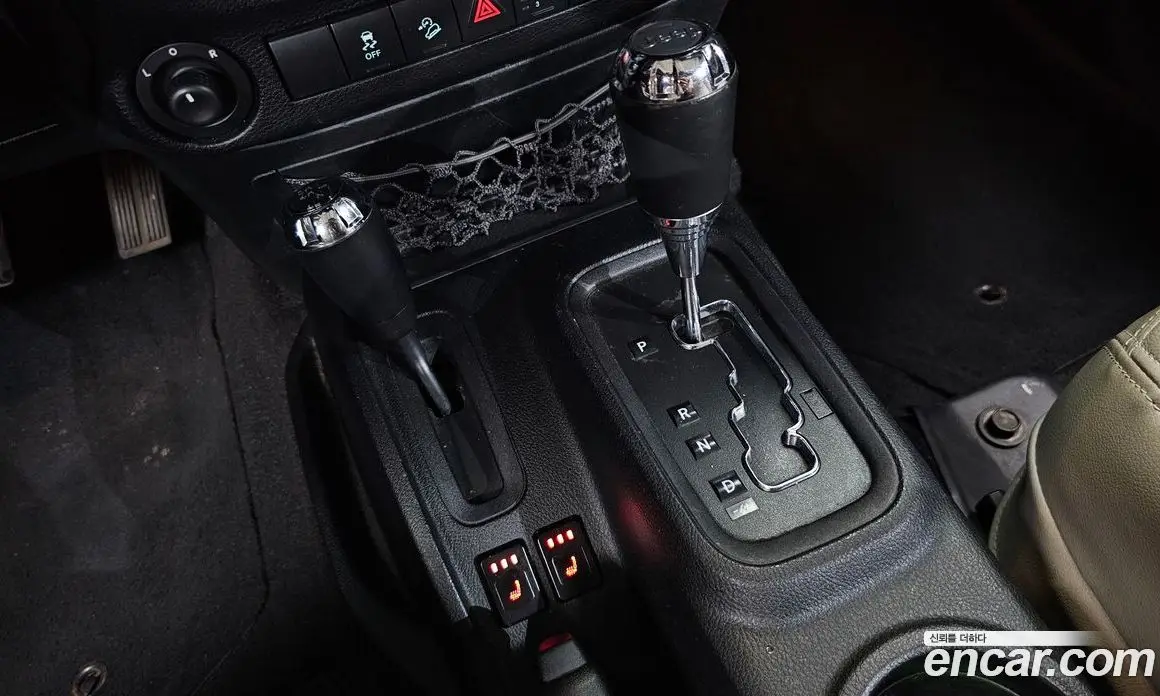 Jeep Wrangler 2013 2.8 автомат (гидро), фото 11