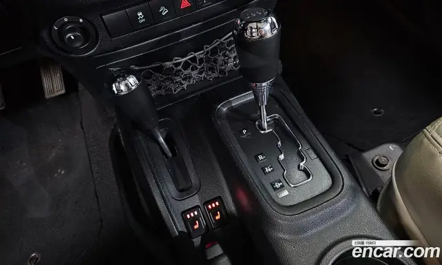 Jeep Wrangler 2013 2.8 автомат (гидро), миниатюра 11