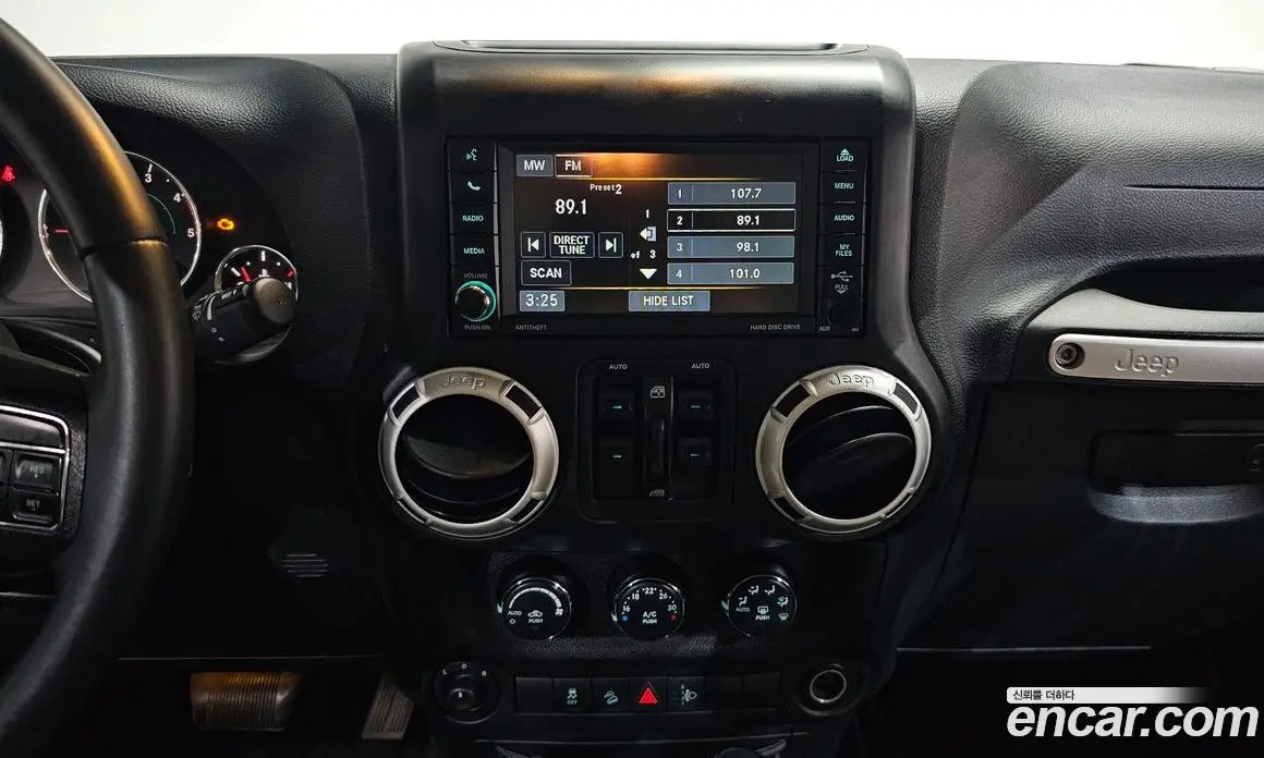 Jeep Wrangler 2013 2.8 автомат (гидро), фото 19