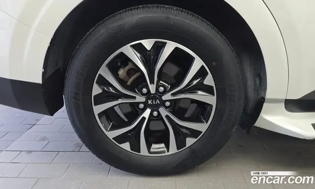 Kia Carnival 2021 2.2 автомат (гидро), миниатюра 5