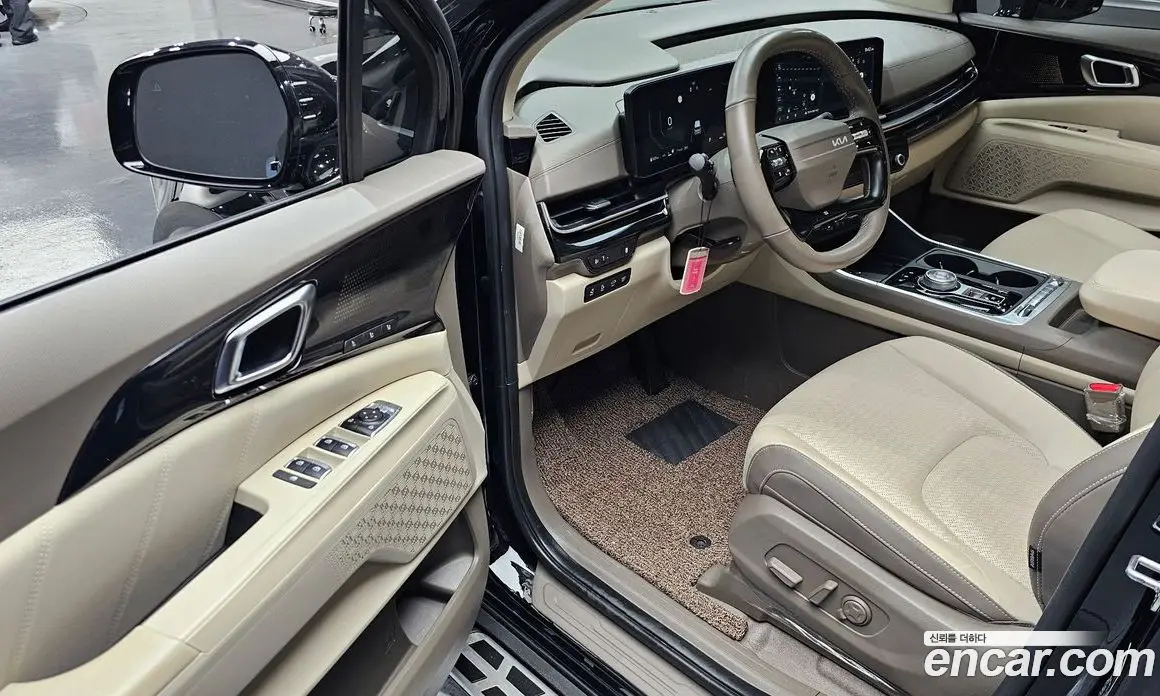 Kia Carnival 2025 1.6 автомат (гидро), фото 13