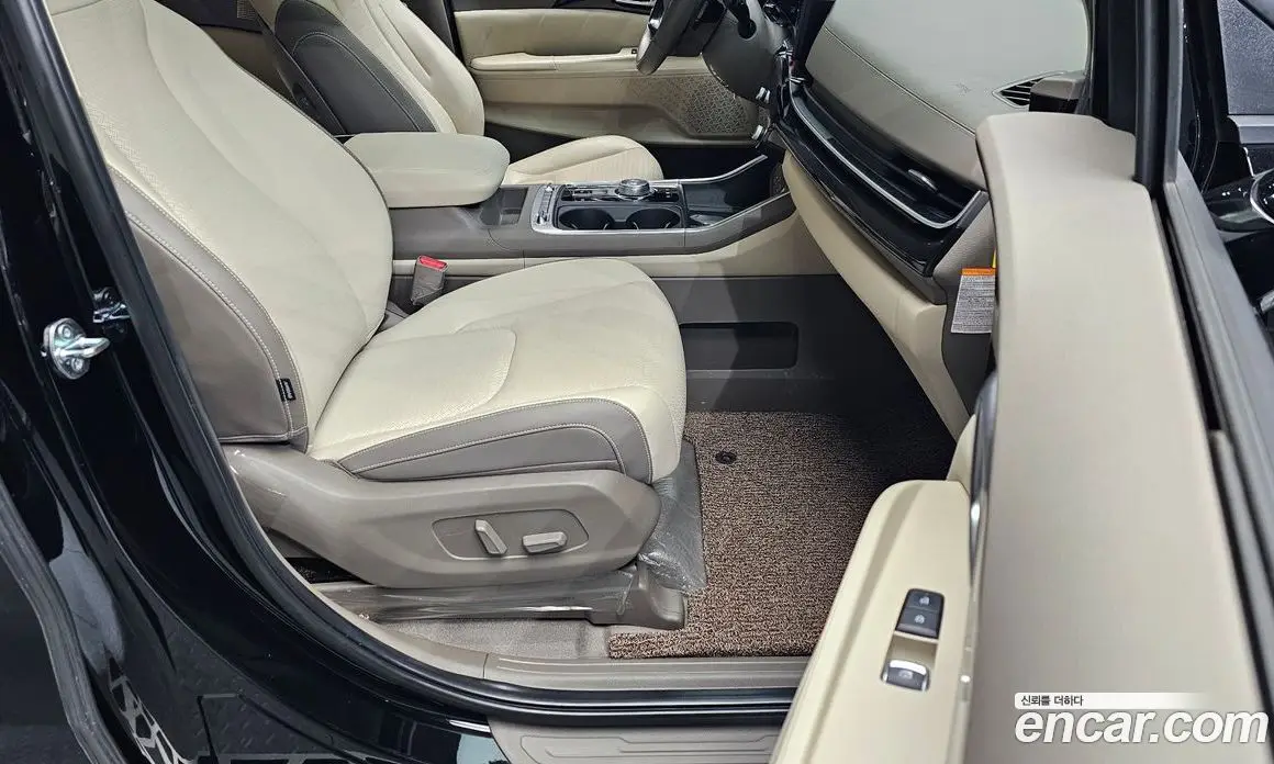 Kia Carnival 2025 1.6 автомат (гидро), фото 16
