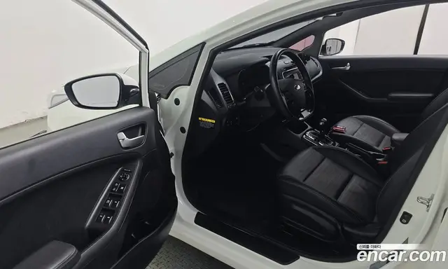 Kia K3 2017 1.6 автомат (гидро), миниатюра 10