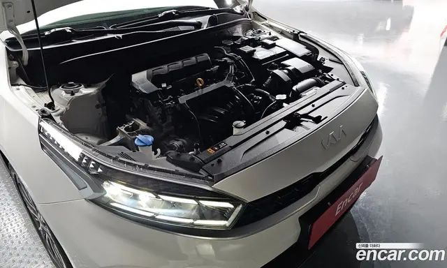 Kia K3 2023 1.6 автомат (гидро), миниатюра 6