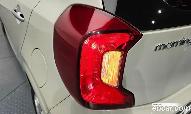 Kia Morning 2017 1.0 автомат (гидро), миниатюра 9