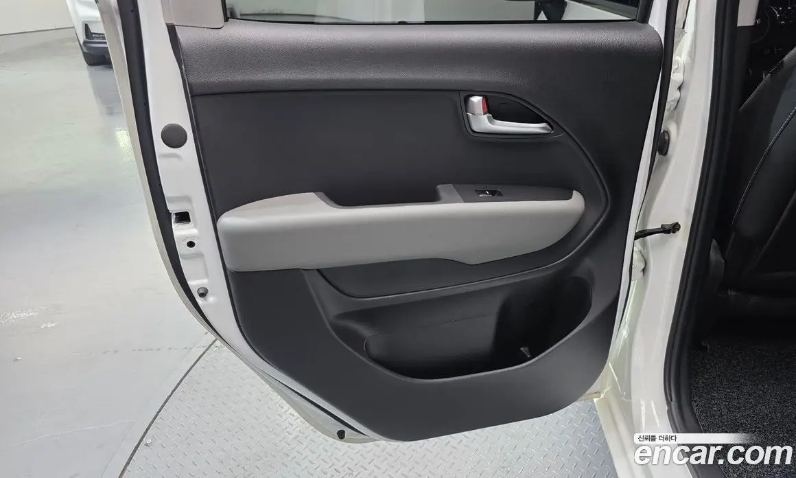 Kia Ray 2023 автомат (гидро), фото 15