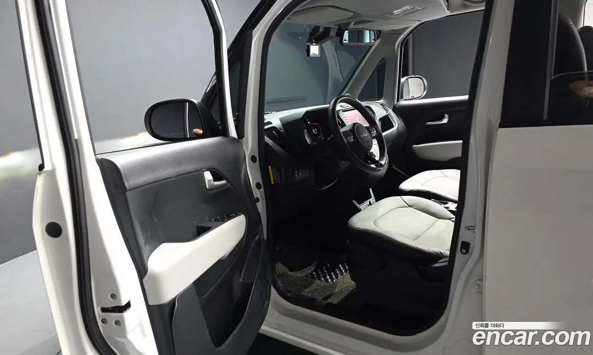 Kia Ray 2024 1.0 автомат (гидро), фото 13