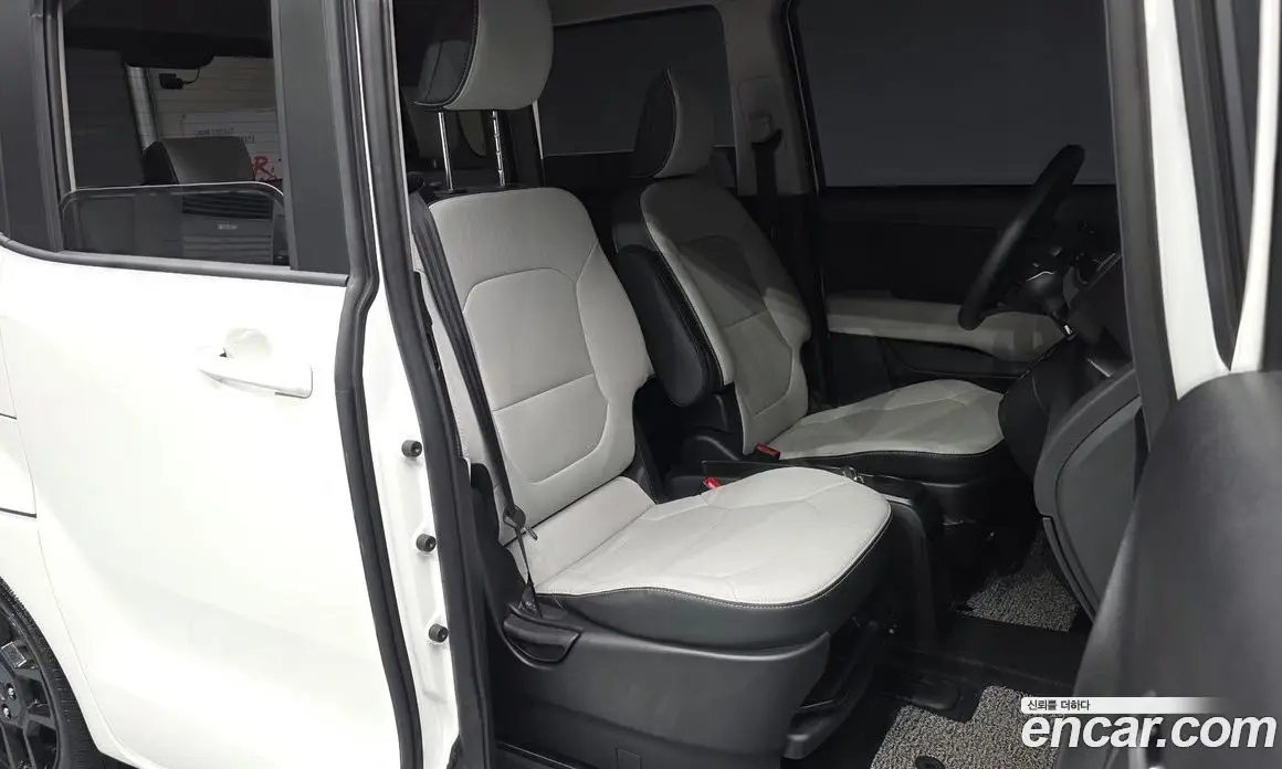 Kia Ray 2024 1.0 автомат (гидро), фото 17