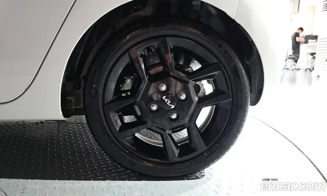 Kia Ray 2024 1.0 автомат (гидро), миниатюра 7