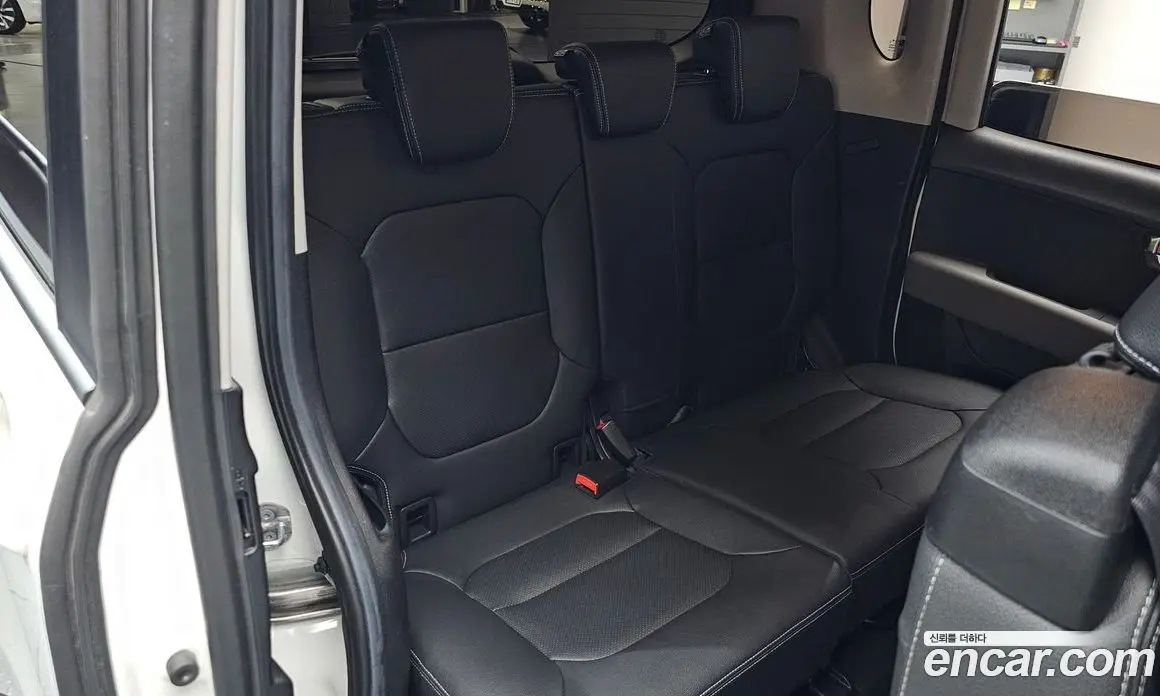 Kia Ray 2024 1.0 автомат (гидро), фото 16