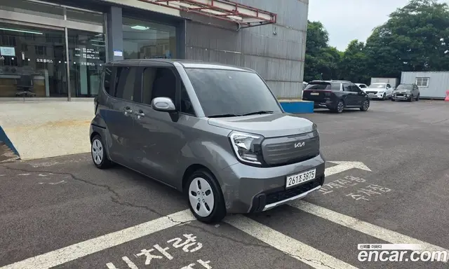 Kia Ray 2024 1.0 автомат (гидро), миниатюра 3