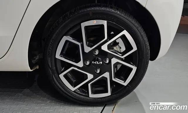 Kia Ray 2025 1.0 автомат (гидро), миниатюра 7