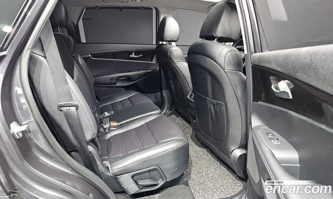 Kia Sorento 2018 2.0 автомат (гидро), фото 17
