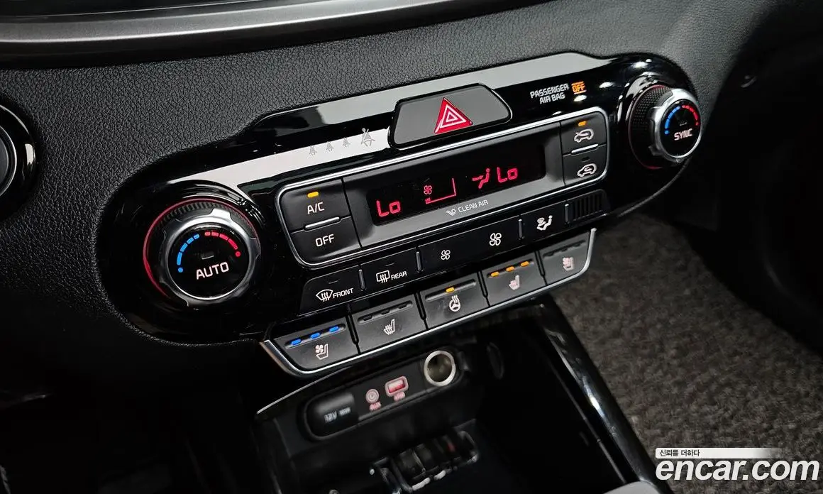 Kia Sorento 2018 2.0 автомат (гидро), фото 21