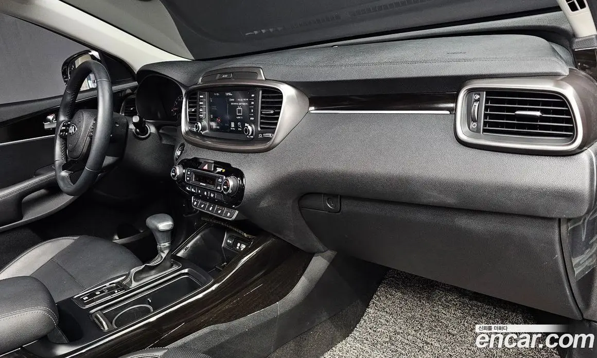 Kia Sorento 2018 2.0 автомат (гидро), фото 30