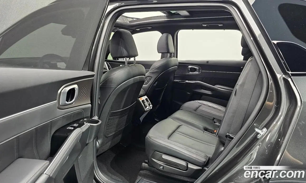 Kia Sorento 2024 2.2 автомат (гидро), фото 17