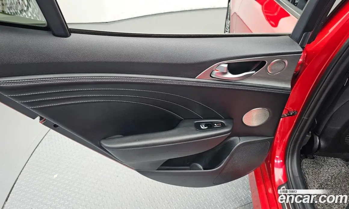 Kia Stinger 2021 2.5 автомат (гидро), фото 15