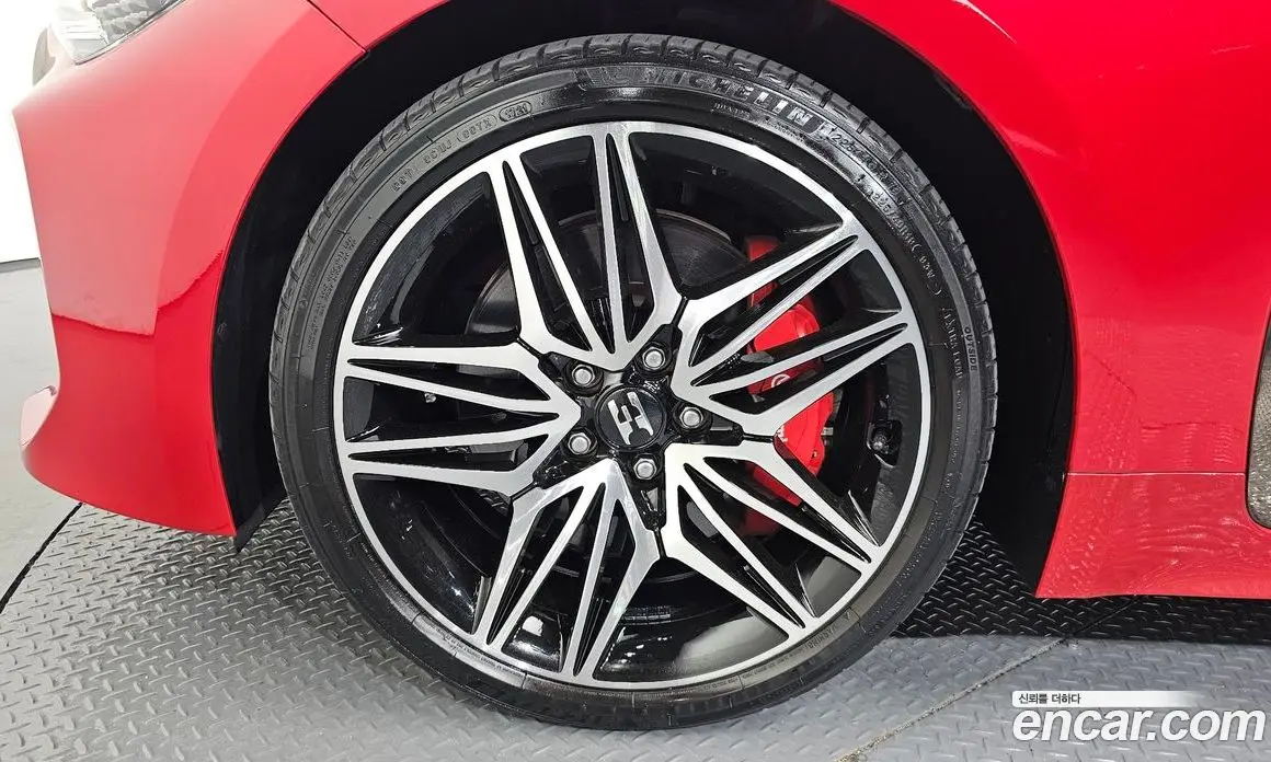 Kia Stinger 2021 2.5 автомат (гидро), фото 5