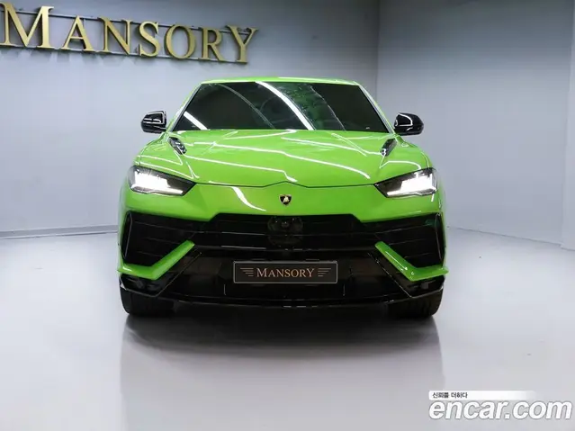 Lamborghini Urus 2024 4.0 автомат (гидро), миниатюра 3