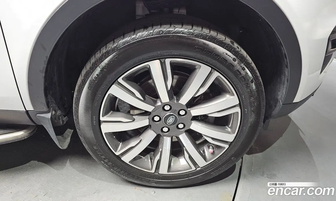 Land Rover Discovery Sport 2017 2.0 автомат (гидро), фото 7