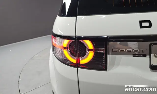 Land Rover Discovery Sport 2017 2.0 автомат (гидро), миниатюра 9