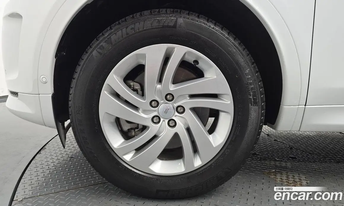 Land Rover Discovery Sport 2025 2.0 автомат (гидро), фото 4