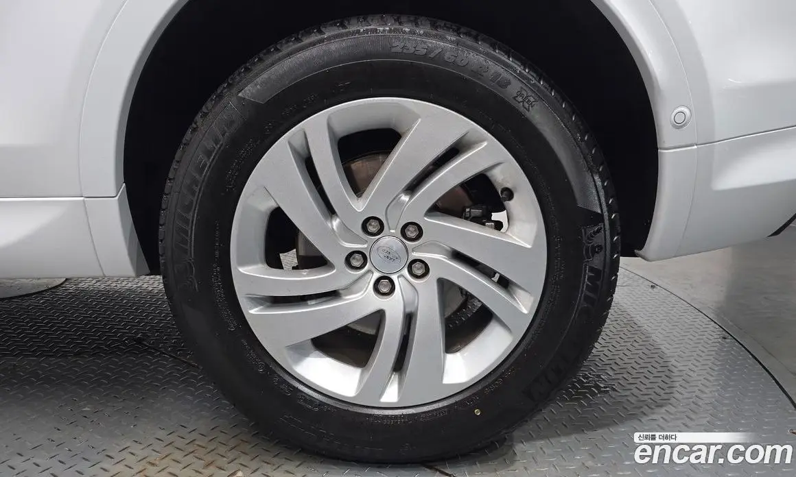 Land Rover Discovery Sport 2025 2.0 автомат (гидро), фото 6