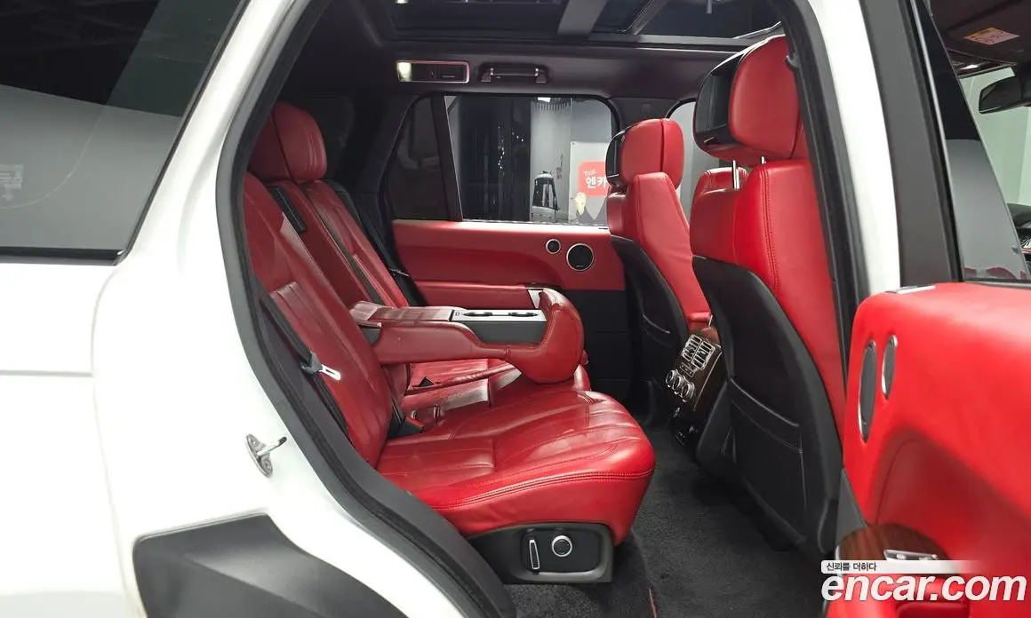 Land Rover Range Rover 2016 4.4 автомат (гидро), фото 17