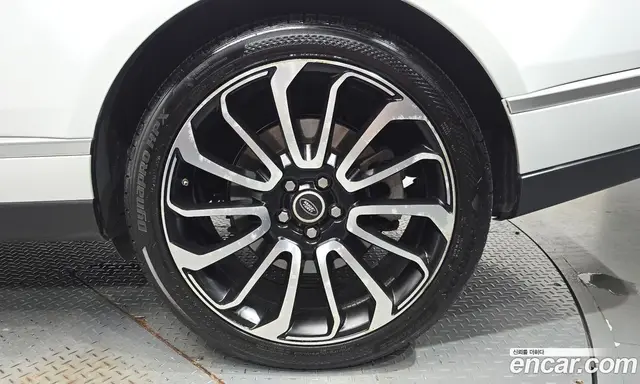 Land Rover Range Rover 2016 4.4 автомат (гидро), миниатюра 6