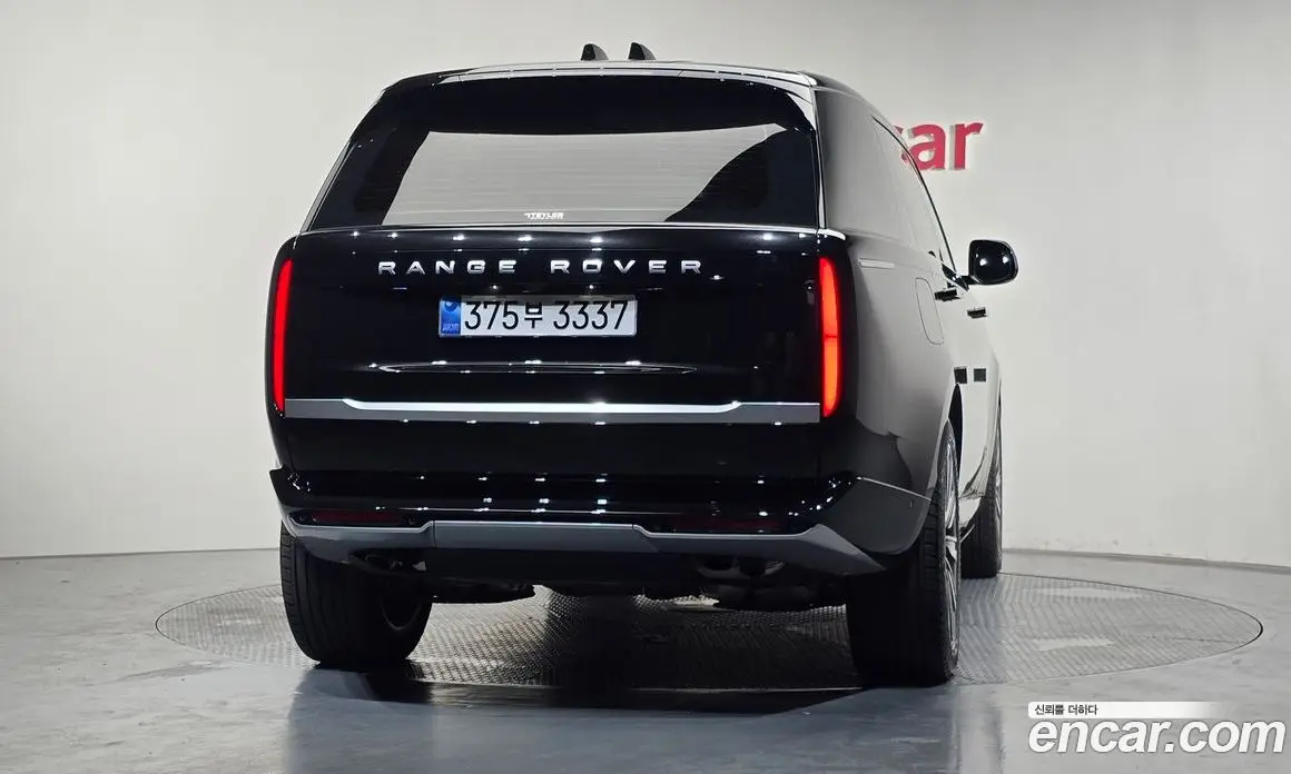 Land Rover Range Rover 2025 4.4 автомат (гидро), фото 4