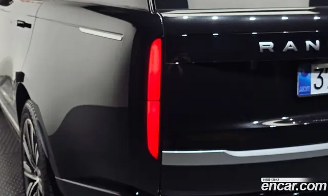 Land Rover Range Rover 2025 4.4 автомат (гидро), миниатюра 9