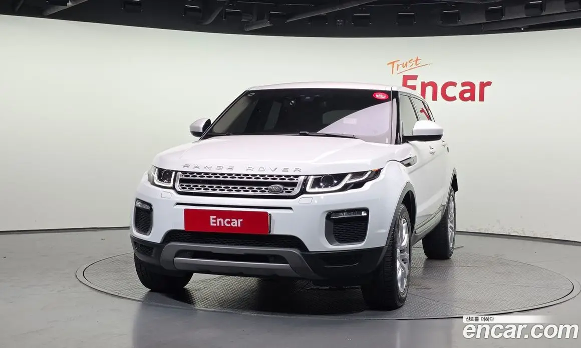 Land Rover Range Rover Evoque 2017 2.0 автомат (гидро), фото 3
